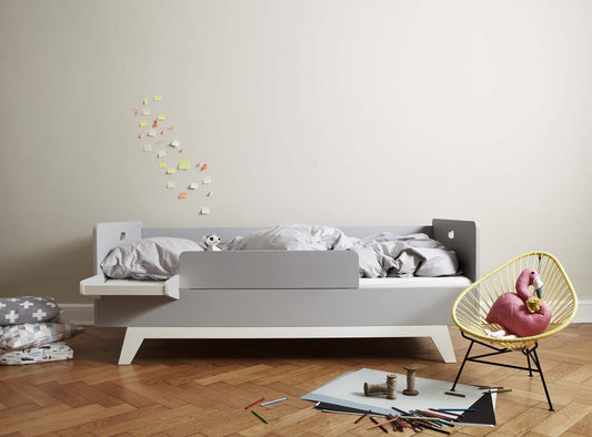Gresham bespoke bed - Classic Designs